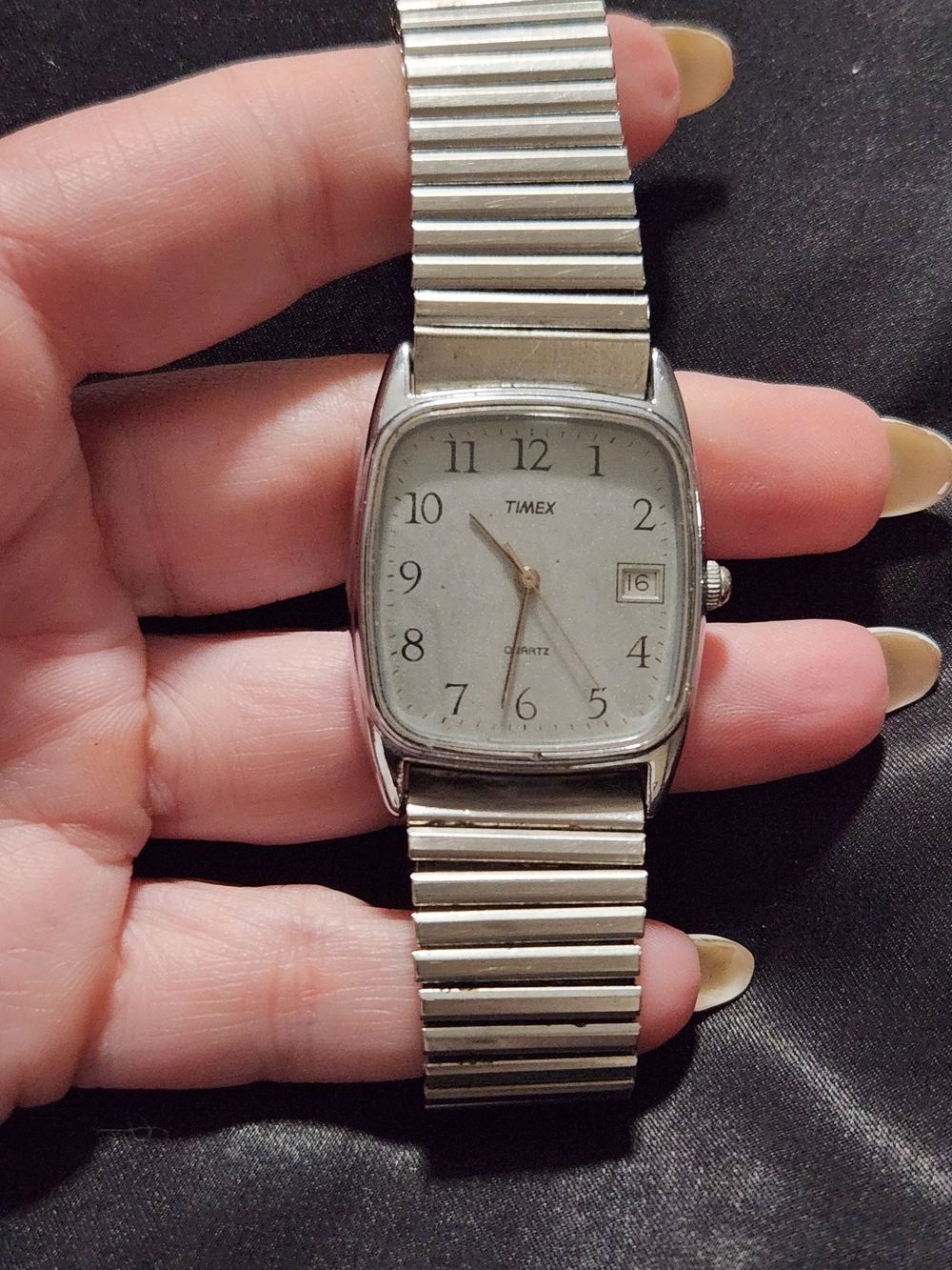 Timex Men's Silver Stainless Steel Analog Watch - Silver Dial Non Working